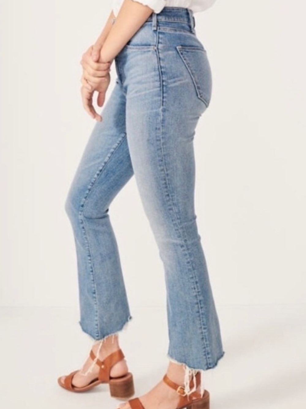 Abercrombie & Fitch Simone High Rise Ankle Flare Jeans 8